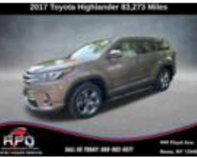 2017 Toyota Highlander Limited