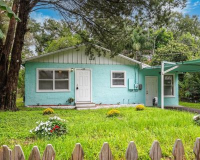 4 Bedroom 2BA 1088 ft Single Family House For Sale in Tampa, FL