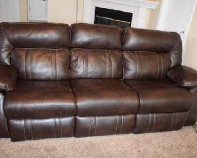 3 seat leather recliner OBO in Des Moines, IA