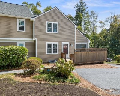 3 Bedroom 2BA 2137 ft Apartment For Rent in Boxborough, MA