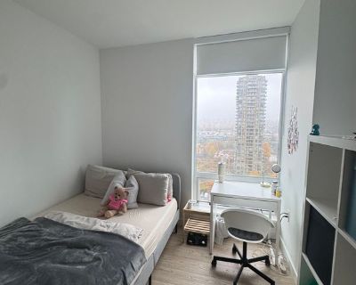 Sandra (Has an Apartment) on iROOMit. Room in the 1 Bedroom 1BA Apartment...