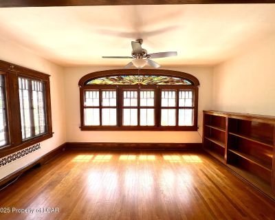 3 Bedroom 2BA 2000 ft Single Family House For Rent in Glen Lyon, PA