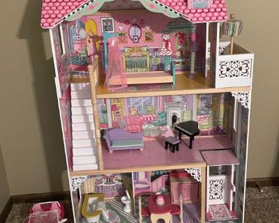 Doll House