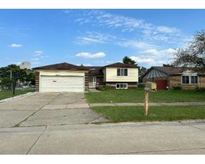 4 Bed 1.5 Bath Preforeclosure Property in Sterling Heights, MI 48310 - Sleigh Dr