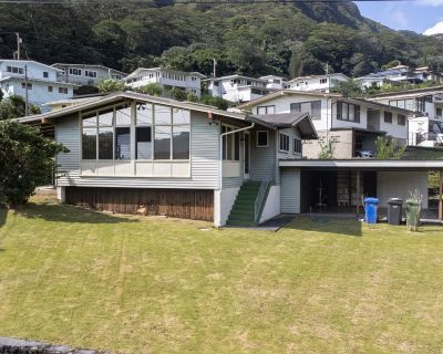 3 Bedroom 1BA 1138 ft Single Family Home For Sale in Honolulu, HI
