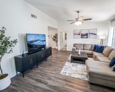 Homads House (Has a House). Room in the 4 Bedroom 2BA Pet-Friendly House For Rent in Plantation,...