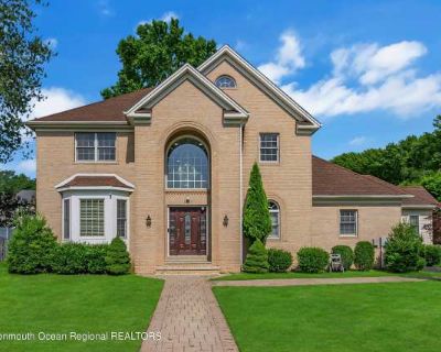 4 Bedroom 4BA 2932 ft Apartment For Rent in Oakhurst, NJ