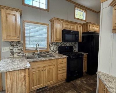 1 Bedroom 1BA 420 ft Mobile Home For Rent in Jackson, MI