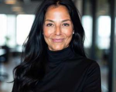 Non-smoker * Children that will visit * Interested in teaming-up. Budget: $1,000 per month. Ready to move: November 25. Looking for myself. I am moving back to Dallas after being gone for 5 years. I am on a budget due to change of jobs and I want to make new friends.