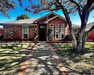 3 Bedroom 2BA 2217 ft Apartment For Rent in Midland, TX
