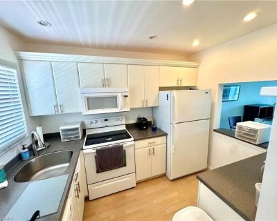 200 Turtle Lake Ct Apt 302. Beautifully 3rd floor Condo with 2 bedrooms and 2 bathrooms available for an annual rent. Only 2 miles away from Naples white sand beaches and Waterside shops. The 2nd room can be used as an extra living room or a bedroom. It does come with a Murphy bed for your guests. New AC and new water heater. Turtle Lake offers resort-style amenities including a community pool,...