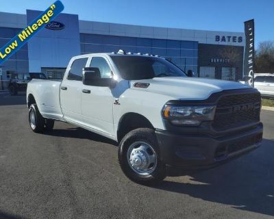 2024 RAM 3500 4X4 Tradesman 4DR Crew Cab 8 FT. LB DRW Pickup