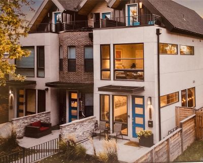 4 Bedroom 3BA 2729 ft Townhouse For Sale in Denver, CO