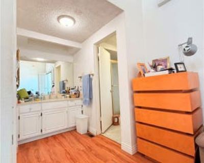 2 Bedroom 3BA 1582 ft Townhouse For Sale in MARINA DEL REY, CA