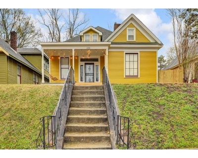4 Bedroom 2BA 2400 ft Apartment For Rent in Memphis, TN
