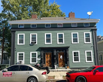 2 Bedroom 1BA 988 ft Apartment For Rent in New London, CT