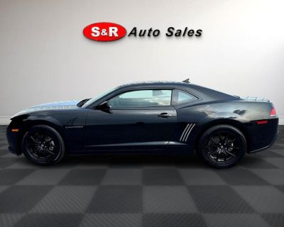 2014 CHEVROLET CAMARO 2dr Cpe LS w/2LS