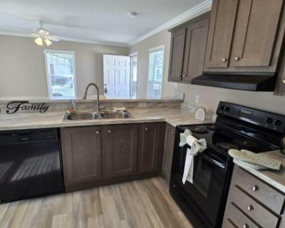 1 Bedroom 1BA 640 ft Mobile Home For Rent in Ooltewah, TN