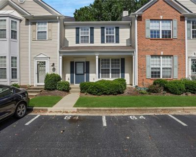 2 Bedroom 2BA 1352 ft Townhouse For Sale in Johns Creek, GA