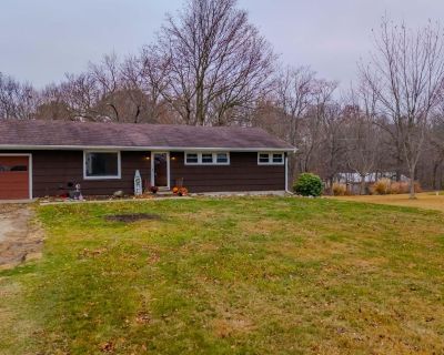 3 Bedroom 1BA 1104 ft Single Family House For Sale in Columbia City, IN