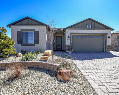 3 Bedroom 2BA 2153 ft Apartment For Rent in Prescott Valley, AZ