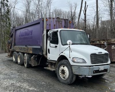 2007 Freightliner Business Class M2 100