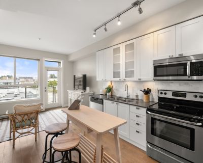 1 Bedroom 1BA 706 ft Pet-Friendly Townhouse For Rent in Abbotsford, BC