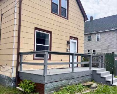 4 Bedroom 2BA 1818 ft House For Rent in West Seneca, NY