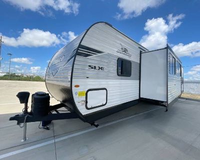 2025 Jayco Jay Flight SLX 321BDS For Sale by Dealer in Katy, Texas