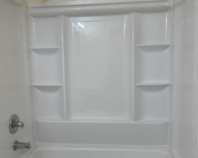 1 Bedroom 1BA 700 ft Pet-Friendly Apartment For Rent in Anchorage, AK