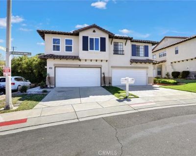 3 Bedroom 3BA 1684 ft Single Family Home For Sale in CORONA, CA