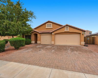 4 Bedroom 2BA 2135 ft Single Family House For Sale in Casa Grande, AZ