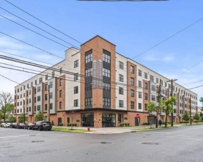 416 Highland Ave. image_url. 416 Highland Ave - 507 apartments start at $2,604/month. There are 1 available apartments priced from $2,604 to $2,604. Info provided by Tenant Turner Studio 1 Bedroom 2 Bedrooms 3 Bedrooms Never miss a deal! Get immediate alerts when prices drop or new units arrive. Turn on alerts 2 Bed, 2.0 Bath 2 Bed 2 Bath 923 sqft Starting at $2,604 Available 1. Pets allowed. 1...