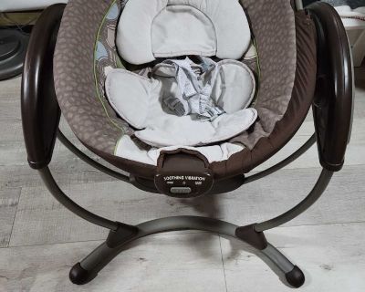 Graco baby swing/chair