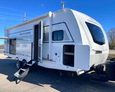 2025 Coachmen Freedom Express Ultra Lite 259FKDS