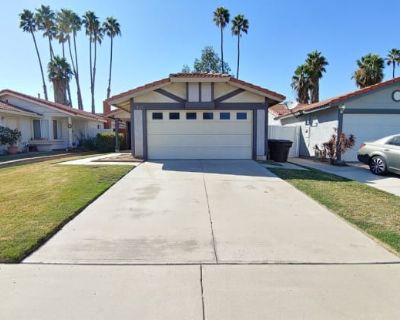 3 Bedroom 2BA 1020 ft House For Rent in Colton, CA