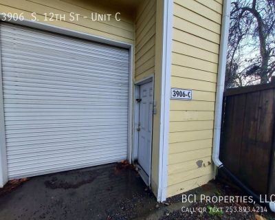 1150 ft Apartment For Rent in Tacoma, WA