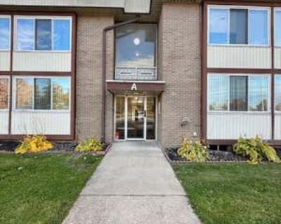 2 Bedroom 1BA 870 ft Condominium For Sale in TRENTON, MI