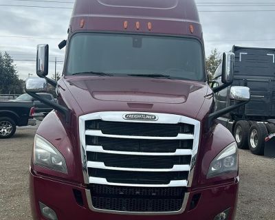 Used 2020 FREIGHTLINER CASCADIA 126 Conventional - Sleeper Truck in Stockton, CA