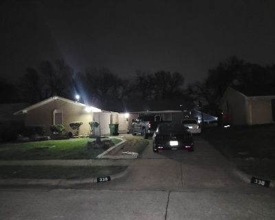 Leo (Has a House) on iROOMit. Room in the 1 Bedroom 1BA House For Rent...