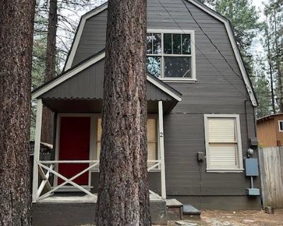 2 Bedroom 1BA 1000 ft Pet-Friendly Apartment For Rent in South Lake Tahoe, CA