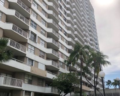 Apartment for rent 2 bedrooms 2 bathrooms in Hallandale Beach