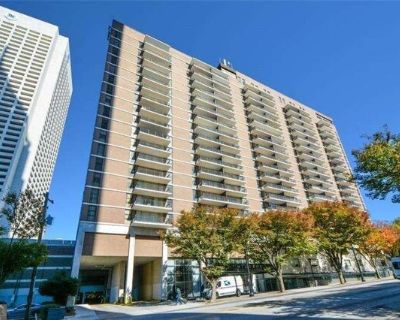 Peachtree St Ne Apt,atlanta, Condo For Rent