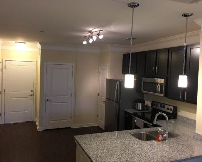 Apartment for Sublease (1 Bed room with den) (Cranberry Township)
