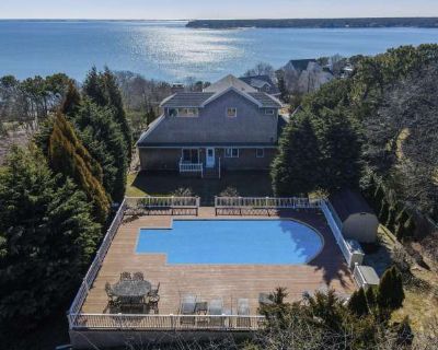 4 Bedroom 4BA 2700 ft Apartment For Rent in Hampton Bays, NY