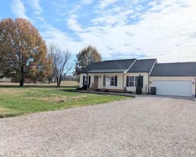 3 Bedroom 2BA 1120 ft Single Family Home For Sale in MARTINSVILLE, IN