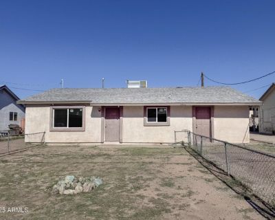 2432 E Willetta St Unit A. Ready for Immediate Move-In! PUMPKIN SPICE MOVE-IN SPECIAL! $399 MOVE-IN, if moved in on or before 11/20/2025 (latest possible move-in date)! Move-In special includes the admin fee and ONE WEEK FREE RENT! $200 paid per month over 10 Months towards security deposit! Prorated rent due with $399 admin fee upon approval! 1st full month of rent is due on DEC 1ST! (Animal f...