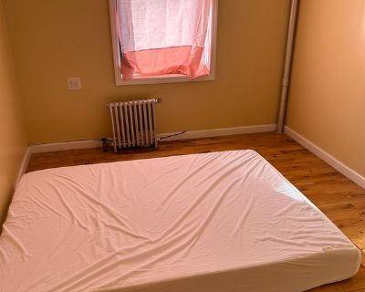 Kelsey Standish (Has an Apartment). Room in the 2 Bedroom 1BA Pet-Friendly Apartment For Rent...