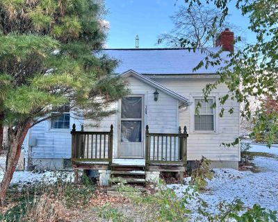 2 Bedroom 1BA 943 ft Single Family House For Sale in Fairfield Twp, MI