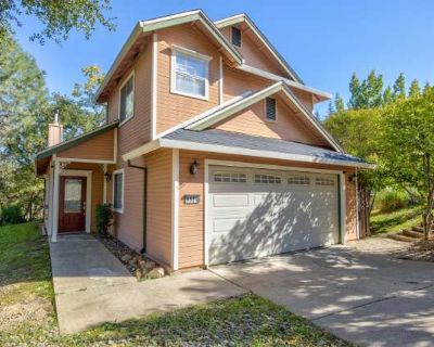 3 Bedroom 2.5BA 1441 ft Apartment For Rent in Plymouth, CA